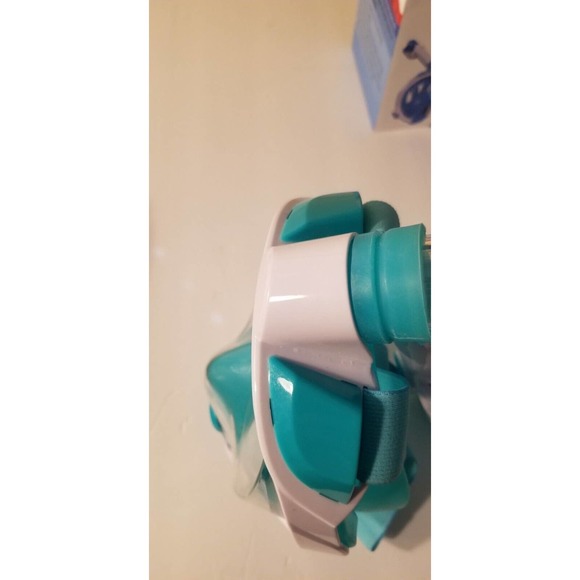 2 WSTOO Kids Snorkel Mask,Fold 180 Degree Panoramic View Kids Snorkel Mask - Picture 8 of 13